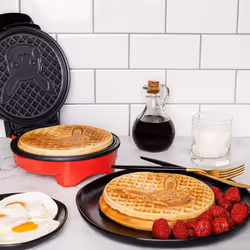 Uncanny Brands WM1POKPIKEU piastra per waffle 1 waffle Nero, Rosso, Giallo - Vista aggiuntiva 5