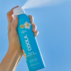 Coola LLC Classic Body Spray Piña Colada SPF 30, 177 ml Protezione solare in spray Viso e corpo Adulti