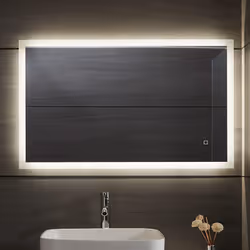 Aggiungi un tocco futuristico al tuo bagno con i nostri specchi illuminati dal design elegante. Questi specchi da bagno con i ...