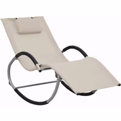 Dichiara la tua originalità e il tuo buon gusto aggiungendo questa sorprendente poltrona lounge geometrica al tuo spazio este ...