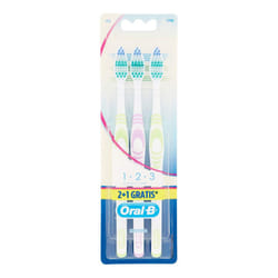 Oral-B 123 Classic Care 40 Setole Medie per Pulizia Dentale 3 Spazzolini