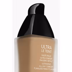 CHANEL Ultra Le Teint Fluide B70