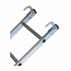 Paio di ganci Centaure D50 mm Migliorate la sicurezza del vostro lavoro in altezza con la coppia di ganci Centaure D50mm, pro ...