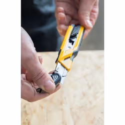 Stanley STHT10266-1 Taglierino Nero, Acciaio inox, Giallo Taglierino a lama retrattile - Vista aggiuntiva 6