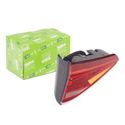 VALEO ORIGINAL PART 047047 Fanale posteriore Sx Sezione interna con lampadine con portalampada VOLKSWAGEN: Touran II