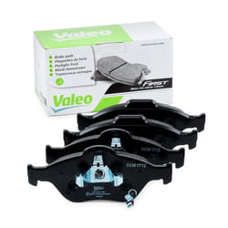 VALEO 301076 Kit pastiglie freno FIRST Assale anteriore Con contatto segnalazione usura senza lamierino anticigolío TOYOTA: Yaris III Hatchback