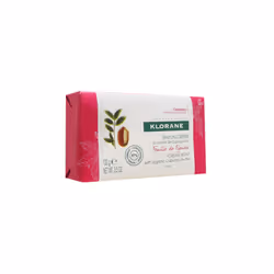 Sapone-crema Klorane alle foglie di fico, arricchito con burro di cupuaçu, deterge e nutre la pelle senza inaridirla. La schi ...