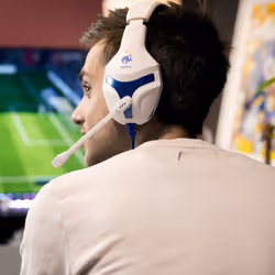 Konix KX FFF UNIV WHITE GAMING HEADSET Auricolare Cablato A Padiglione Blu, Bianco - Vista aggiuntiva 6