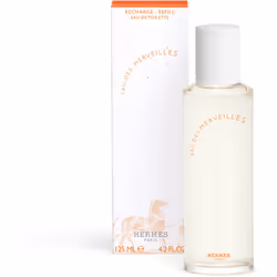 LA CREAZIONE
Creata dai parfumeur Ralf Schwieger e Nathalie Feisthauer, l’Eau de Toilette Eau des Merveilles apre le porte al ...