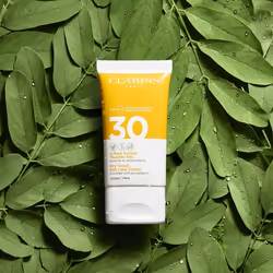 Clarins Crema Solare Viso Finish asciutto UVA/UVB 30 - Vista aggiuntiva 5