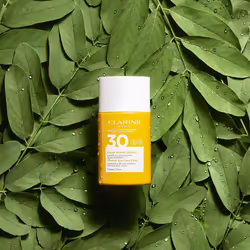 Clarins Fluido Solare Minerale Viso UVA/UVB 30 - Vista aggiuntiva 6