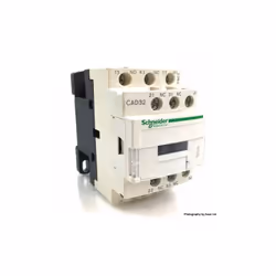 Contattore Schneider CAD32P7 TeSys CAD32 3 F più 2 O istantaneo 10 A 230 V AC