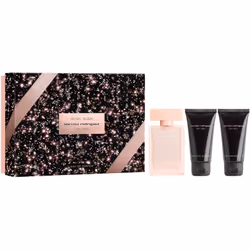 Un profumo di lusso è sempre la scelta giusta per far davvero contento qualcuno. Regalare il kit di profumi da donna narciso ...