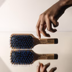 Sisley La Brosse De Poche Brillance & Douceur Adulto Spazzola piatta Legno 1 pz - Vista aggiuntiva 5