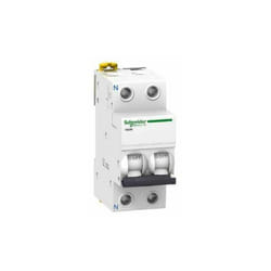 Schneider Electric - Interruttore automatico 2P 20A residenziale Schneider A9K17220