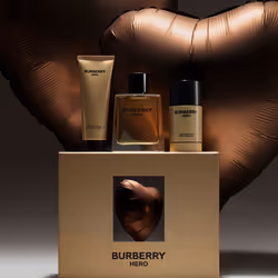 Burberry Hero Eau de Toilette Cofanetto Regalo 50ml + 75ml - Vista aggiuntiva 4