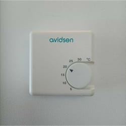 Termostato ambiente analogico colore bianco senza interruttore - Avidsen