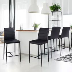 Set di 4 sgabelli da bar imbottito design contemporaneo in pvc nero romane