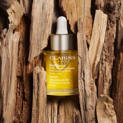 Clarins Huile Santal - Pelle Secca o Arrossata 30ml - Vista aggiuntiva 5