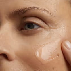 Clarins Extra-Firming Treatment Essence crema idratante per il viso Donna 200 ml Emulsione 40+ anno/i - Vista aggiuntiva 5