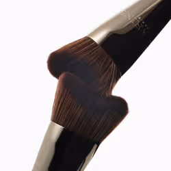 Clarins Gua Sha-Inspired Foundation Brush - Vista aggiuntiva 3