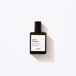 Versatile Paris Accrodisiaque Extrait de Parfum 15ml, Unisex, 15 ml, Flacone non ricaricabile, Prunus Amygdalus Dulcis (Sweet ...