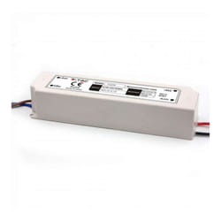 V-TAC Alimentatore in Plastica 60W 12V 5A Colore Bianco IP67 (5 Anni di Garanzia)