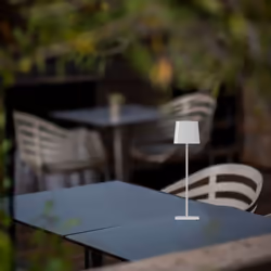 Lampada LED da Tavolo Magnetica 5W con Batteria Ricaricabile USB C Colore Bianco Touch Dimmerabile 3in1 IP65 SKU-23412 - Vista aggiuntiva 4