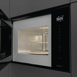 Hisense BIM325GI63DBG Nero Microonde con grill Da incasso 25 L 900 W