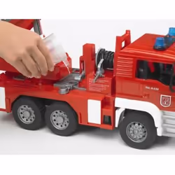 BRUDER MAN Fire engine with selwing ladder - Vista aggiuntiva 5