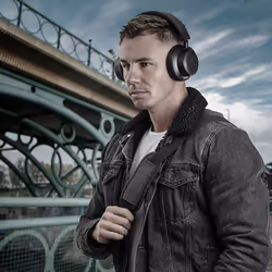 Lindy LH900XW Auricolare Con cavo e senza cavo A Padiglione Musica e Chiamate USB tipo-C Bluetooth Nero - Vista aggiuntiva 4
