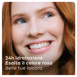 Labello Soft Rosé 4.8 g, Burrocacao labbra colorato e idratante con Estratto di Rosa 5,5 ml Protezione per le