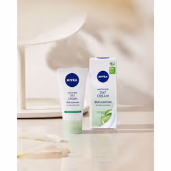 NIVEA 4005900935922 crema viso giorno e notte Crema da giorno 50 ml - Vista aggiuntiva 5
