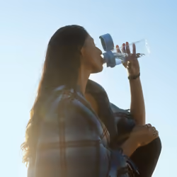 Brita 1052259 Filtraggio acqua Bottiglia per filtrare l'acqua 0,6 L Azzurro - Vista aggiuntiva 5