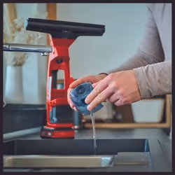 Einhell BRILLIANTO pulitore di finestra elettrico 0,3 L Nero, Rosso - Vista aggiuntiva 5