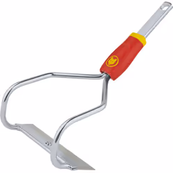 Il Sarchiatore Multi-Star, grazie ad una larghezza di lavoro di 15 cm, è ideale per sarchiare, ovvero rimuovere l'erbaccia, s ...