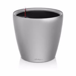 Finiture di pregio per questo il nostro vaso Classico per eccellenza. Disponibile in varie dimensioni e ben 7 varianti di col ...