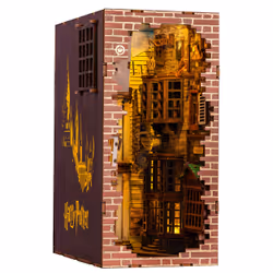 Revell Tiny Adventures Diagon Alley-Harry Potter Modello di nave passeggeri Kit di montaggio 1:24