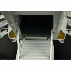 Revell Razor Crest Spaceship model Kit di montaggio 1:72 - Vista aggiuntiva 2