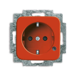 Busch-Jaeger 2013-0-5283 presa energia CEE 7/3 Rosso