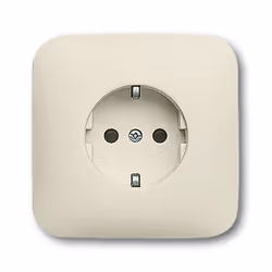 Busch-Jaeger 2013-0-4383, CEE 7/3, 2P+E, Bianco, 250 V, 16 A, 81 mm