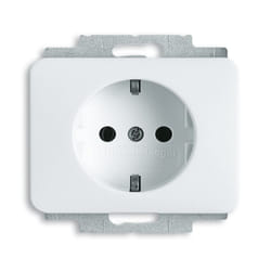 Busch-Jaeger 2013-0-5018 presa energia CEE 7/3 Bianco