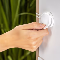 reer 72040 lucchetto per la sicurezza del bambino Serratura per armadietto per bambini Bianco 3 pz - Vista aggiuntiva 4