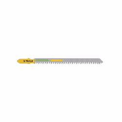 Le lame Wood Straight Cut S 75/2,8/20 per seghetto alternativo di Festool dispongono di dentatura giapponese estremamente aff ...