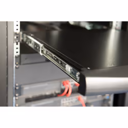 Digitus Console modulare con TFT da 19" (48,3 cm), 8 porte Cat.5 KVM e touchpad, tastiera italiana