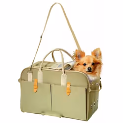 Questa borsa per cani e gatti, misura: "L" 37 x "P" 15 x "H" 27 cm. E' realizzata in materiale nylon resistente, ed è comoda  ...