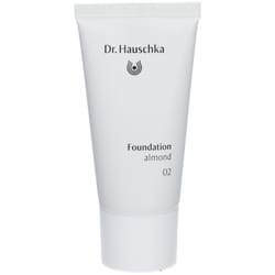 Dr. Hauschka Foundation 02 Almond 30 ml Make up
