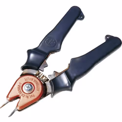 Dettagli tecnici Contenuto 1 pz. MIG/MAG pinza speciale 4 funzioni in un unico utensile: taglio del filo di saldatura, pulizi ...
