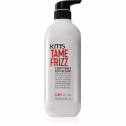Quando ti lavi i capelli, lo shampoo apre la struttura superficiale del capello – la cuticola. Per questo è importante aggiun ...