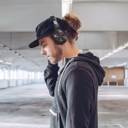 Hama Spirit Calypso II Casque Sans fil Arceau Appels/Musique Bluetooth Noir, Rouge - Vista aggiuntiva 6